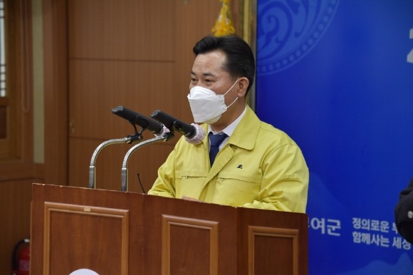 ũ�⺯ȯ_1. �ο��� �ڷγ�19 24�� Ȯ���� ��� �긮�� (2).JPG