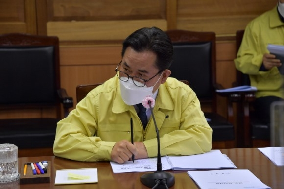 ũ�⺯ȯ_1. ������ �ο����� �߾� ���.JPG