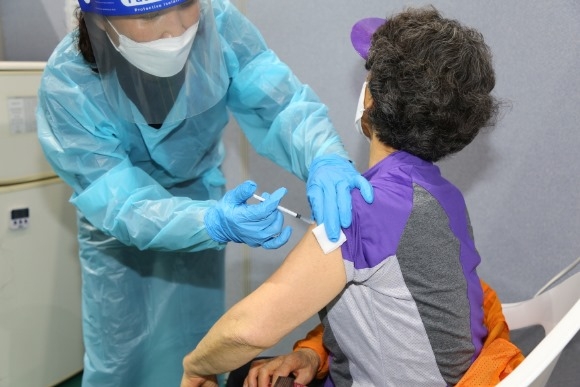 ũ�⺯ȯ_0910 ���Ǽ� - �ݻ걺, �ڷγ�19 ��� ������ 70% ���� (1).JPG