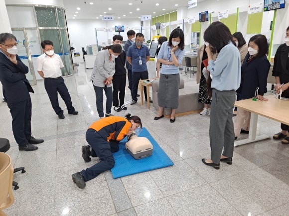 [ũ�⺯ȯ]��� �����Ʒ� (3).jpg