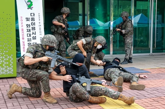 ũ�⺯ȯ_1. �����Ʒ� �����Ʒ�_�����̿�ü� ���׷� �� ȭ����� �Ʒ� ��� (2).JPG