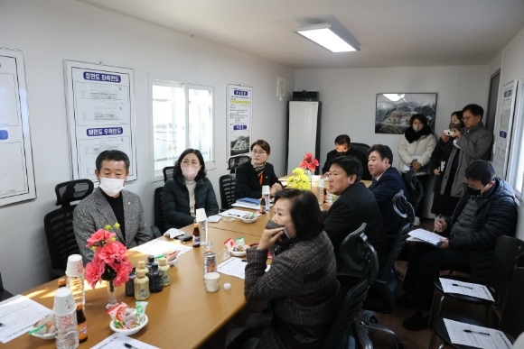 ũ�⺯ȯ_3. û�ҳ⺹�չ�ȭ����1.JPG