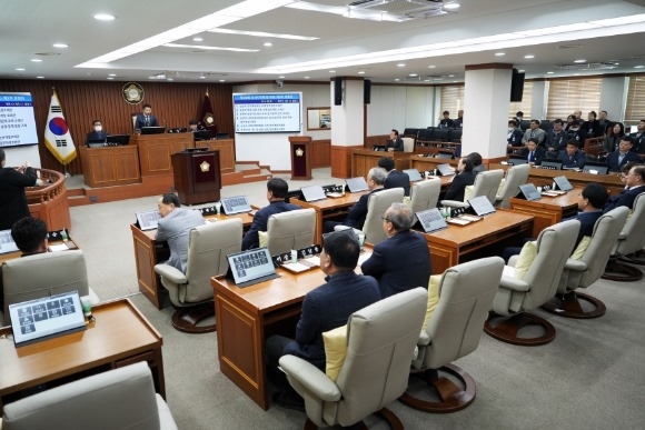 ũ�⺯ȯ_�������ȸ, ��240ȸ �ӽ�ȸ ��ȸ (2).JPG