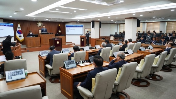 [ũ�⺯ȯ]��214ȸ �ӽ�ȸ ��ȸ��.JPG