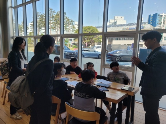 [ũ�⺯ȯ]����� �л� ���� ���(�ο��� �湮).JPG