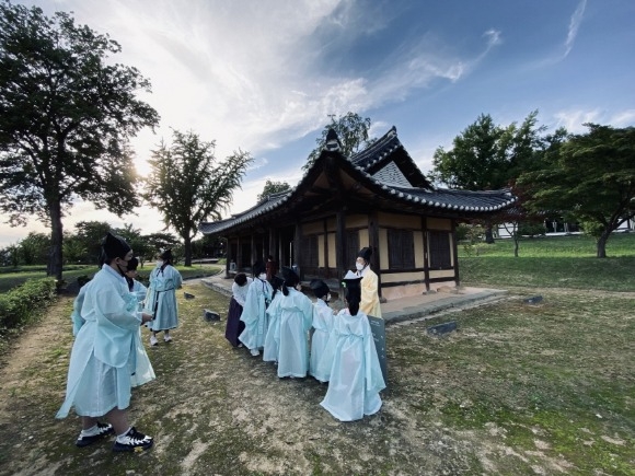 [ũ�⺯ȯ]1. 2022 ������ȭ�� Ȱ����(������ȭ��_�ο�����).JPG