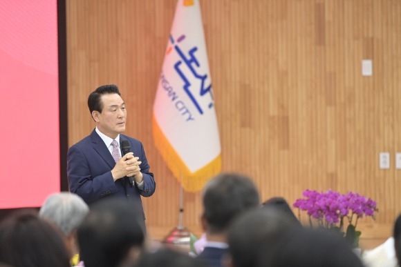 [ũ�⺯ȯ]5�� ���ʸ��� �鼺�� ������� �λ縻 (2).JPG