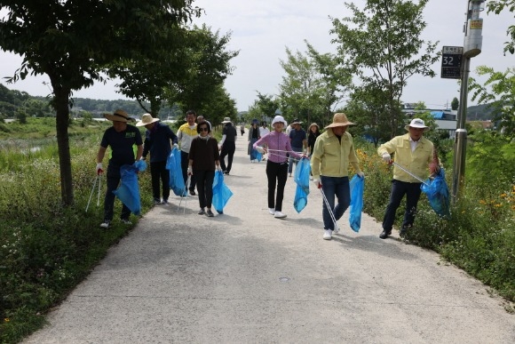 [ũ�⺯ȯ]20. ��6�� ������ȸ ���� 1�ֳ� ��� ȯ�� ��ȭȰ�� (1).jpg