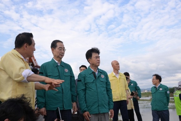 [ũ�⺯ȯ]�Ѵ��� �Ѹ�, ������ ������ ��� ���� ���� ���� ��Ȳ�� �긮���ϴ� �鼺�� ������� (2).JPG