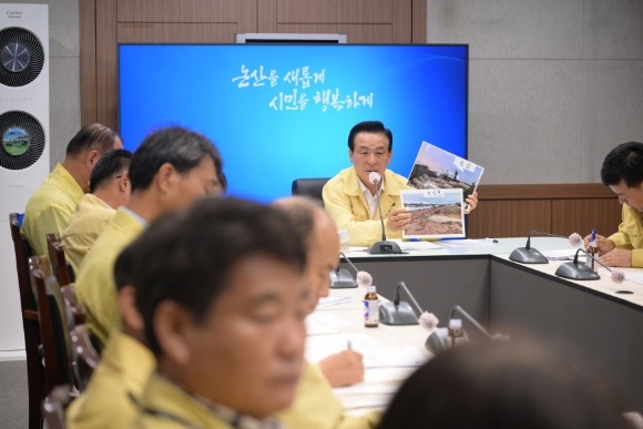 [ũ�⺯ȯ]17�� �泲�� ���� ����ȸ�ǿ��� ���� ���� �۾��� ���� �����ϴ� �鼺�� �������.JPG