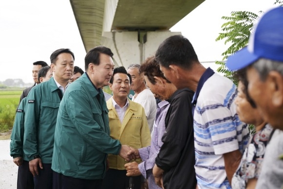 [ũ�⺯ȯ]����� ���� ������ �����ϱ� ���� �湮�� ������ ����� (6).jpg