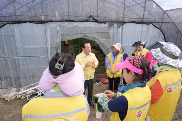 [ũ�⺯ȯ]���غ��� ����Ȱ���ڿ��� ���縦 ǥ�ϴ� �鼺�� �������.JPG