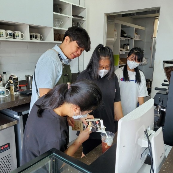 [ũ�⺯ȯ]����(�����汳������û, ����л��� ���� �ٸ���Ÿ ü�� �).jpg