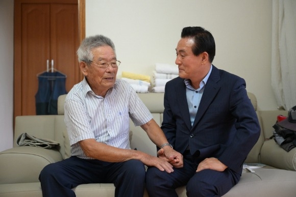 [ũ�⺯ȯ]���������ڿ� ��ȭ�� ������ �鼺�� ����.JPG