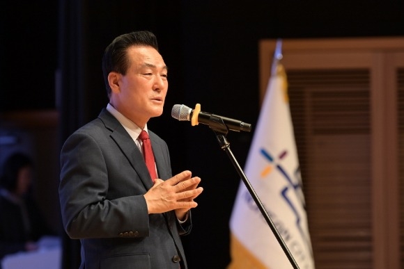 [ũ�⺯ȯ]10�� ���ʸ��� �� �λ縻�� ���ϴ� �鼺�� �������.JPG