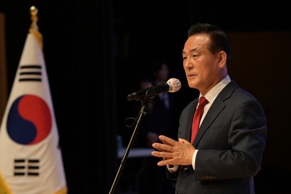 [ũ�⺯ȯ]11�� ���ʸ��ӿ��� �λ縻�� ���ϴ� �鼺�� ����.JPG