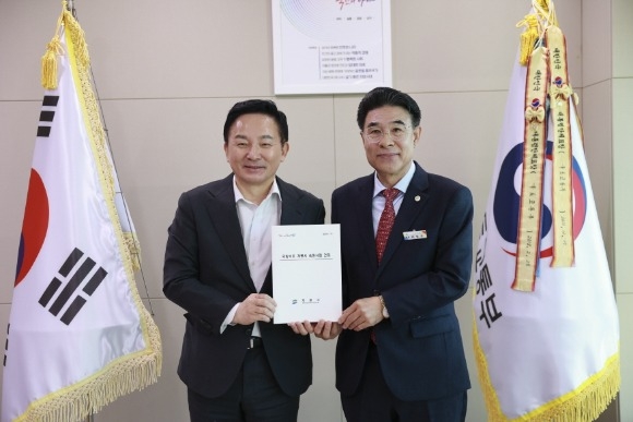 [ũ�⺯ȯ]1. ������ ����, ������� ���� ����� �湮 (���ʺ��� ����� ���, ������ ����).JPG