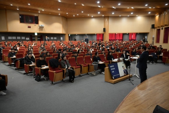 [ũ�⺯ȯ]������ ������ ��� Ư���� ��ģ �鼺�� �������.JPG