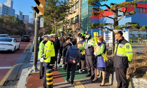 [ũ�⺯ȯ]1. ���б� ��� ���������� �յ� ķ���� (2).jpg