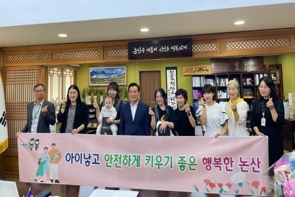 [ũ�⺯ȯ]���� �湮�� �кθ�� �Բ��� �鼺������.jpg