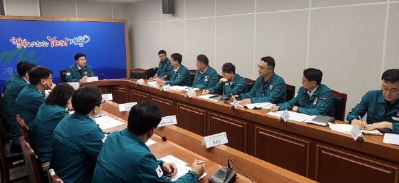 [ũ�⺯ȯ]1. ������ Yes ��� ���� �ѷ� (������ ���� �糭��� ȸ�� �ְ�).jpg