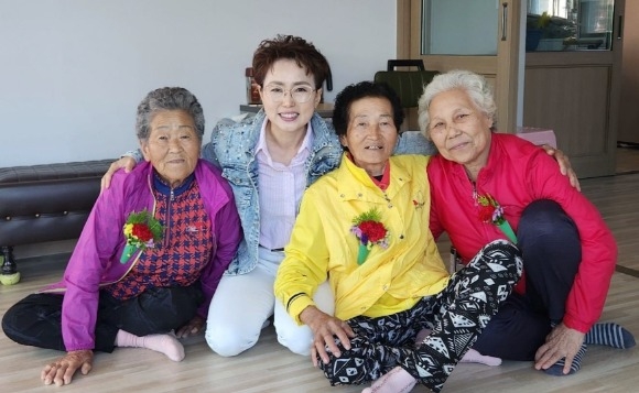 [ũ�⺯ȯ]-�ٽþ���̳� ī���̼� �޾Ƶ帮��.jpg