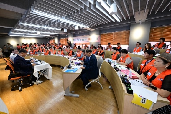 [ũ�⺯ȯ]�ڿ����� ��ü�� �� �ӿ� ����ȸ (1).JPG