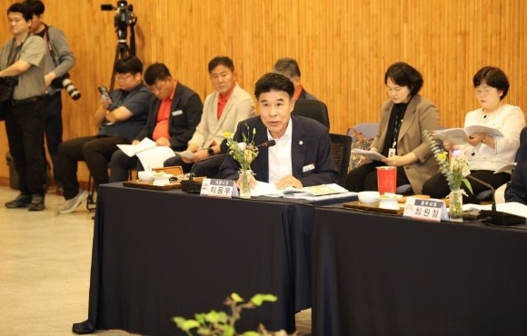 ��û���� ���屺������ȸ ȸ��-2.jpg